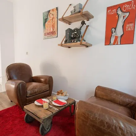 Apartment Duplex Cinema Face Au Parc Des Expositions Paris